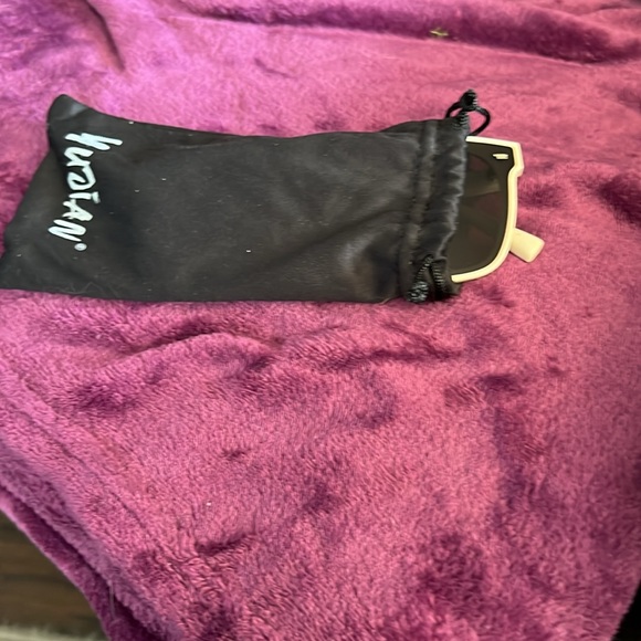 YuJian Beige oversized retro sunglasses New in Box - Picture 6 of 8